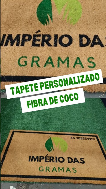 Tapetes de fibra de coco personalizados com a logomarca Império das Gramas em verde